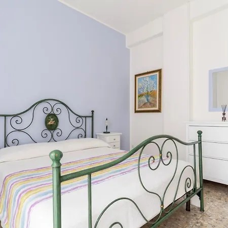 Casa Sofocle Comodo Bivani In Borgata A Due Passi Da Ortigia Senza I Disagi I Ortigia